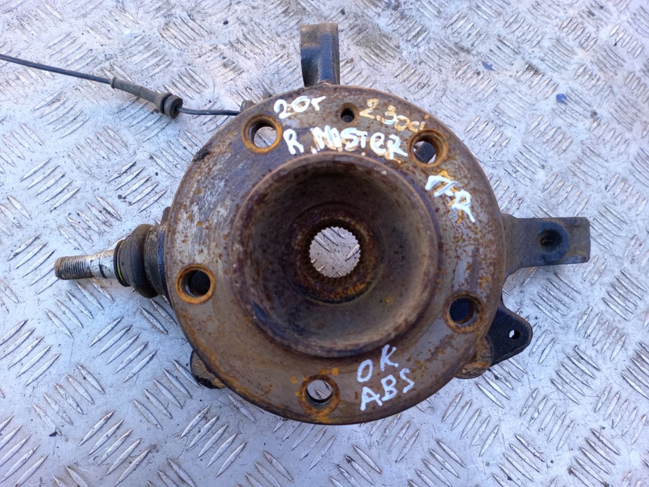 ступица передняя правая