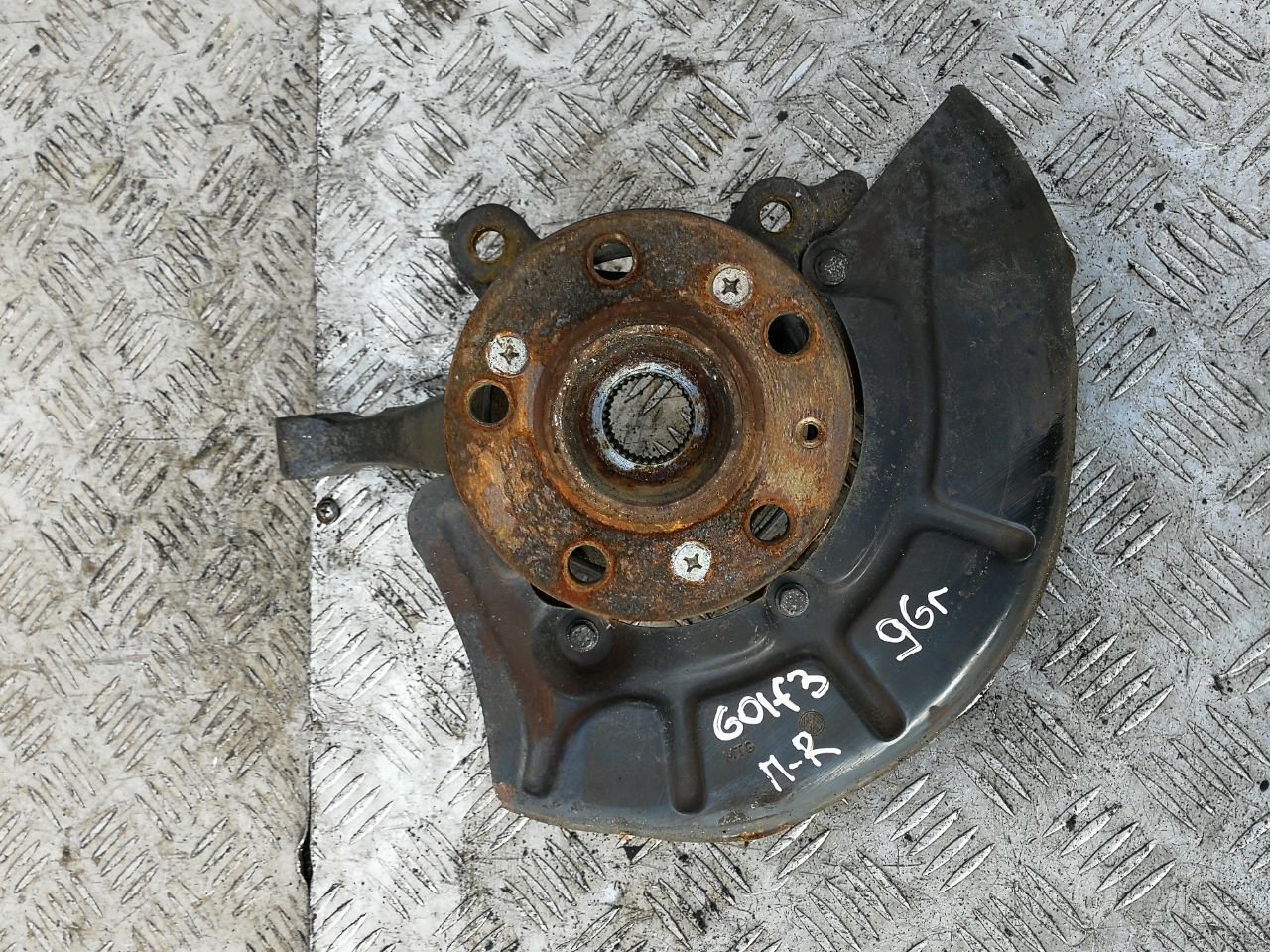 ступица передняя правая