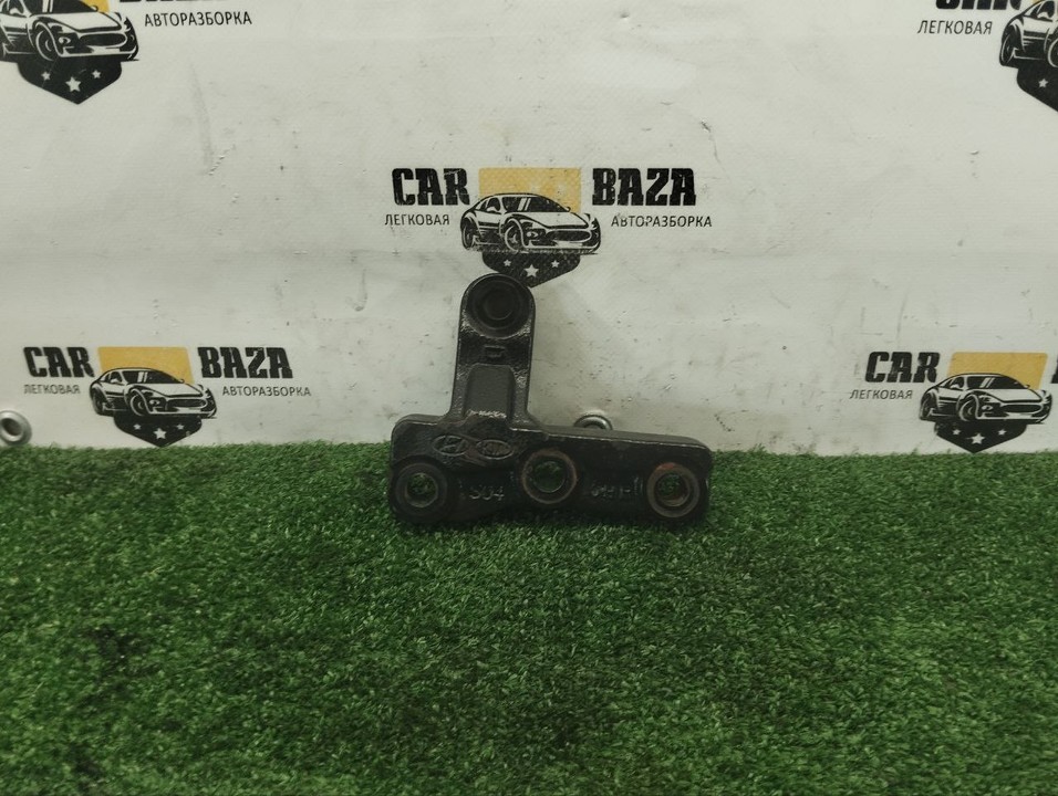  Опора двигателя 