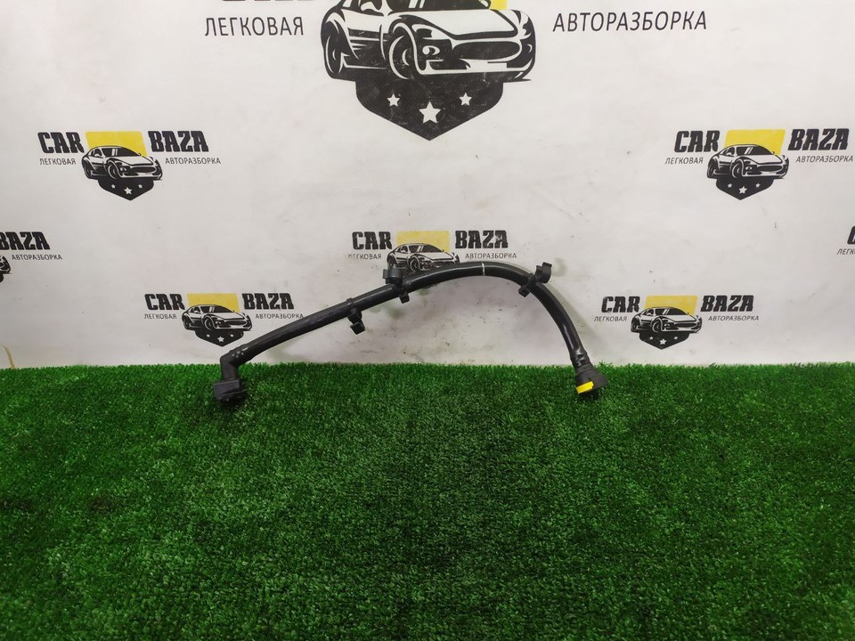  Трубка топливная 