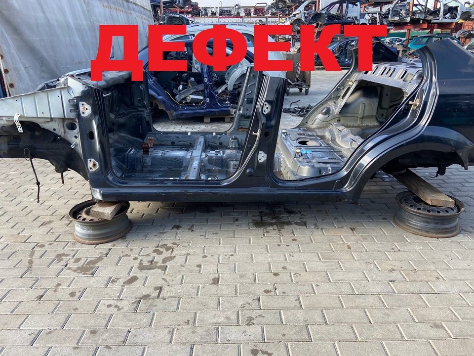  Порог левый 