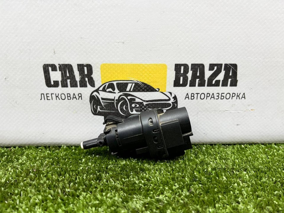  Датчик включения стопсигнала 