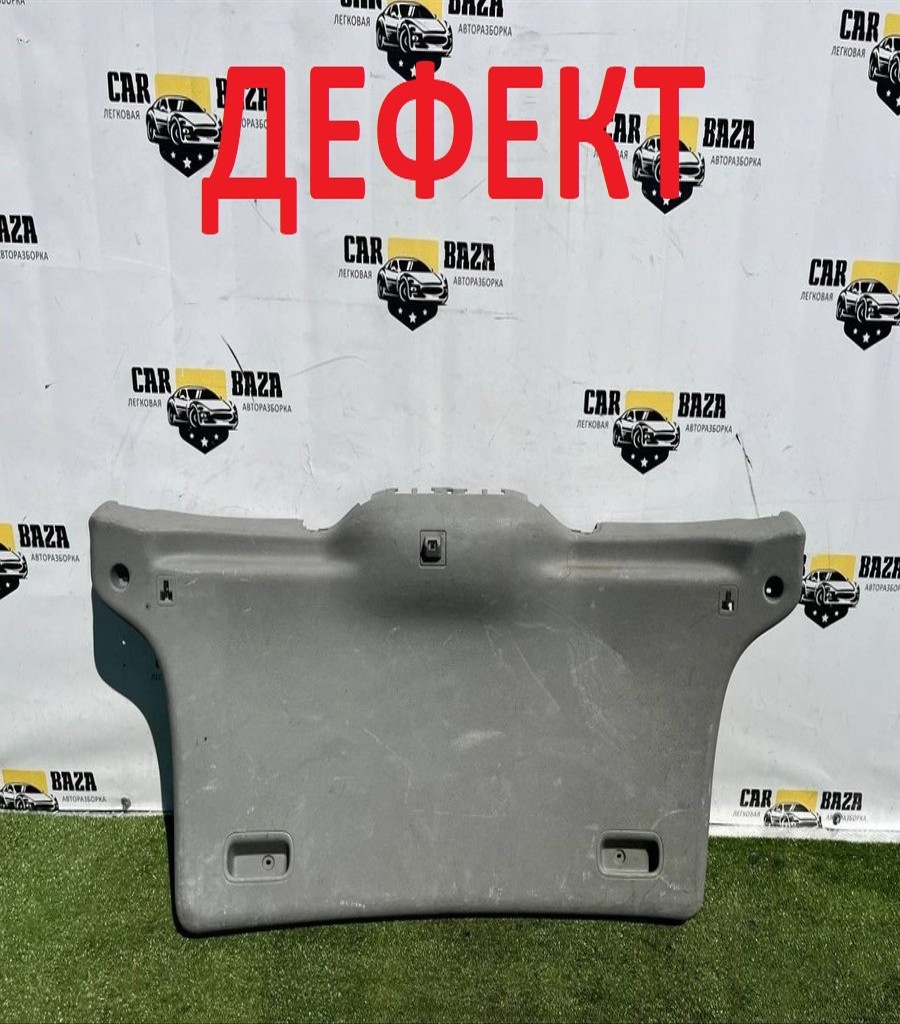  Обшивка крышки багажника 