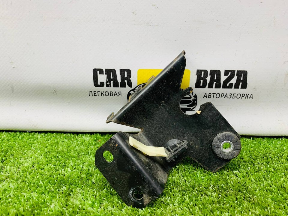  Кронштейн электромагнитного клапана 
