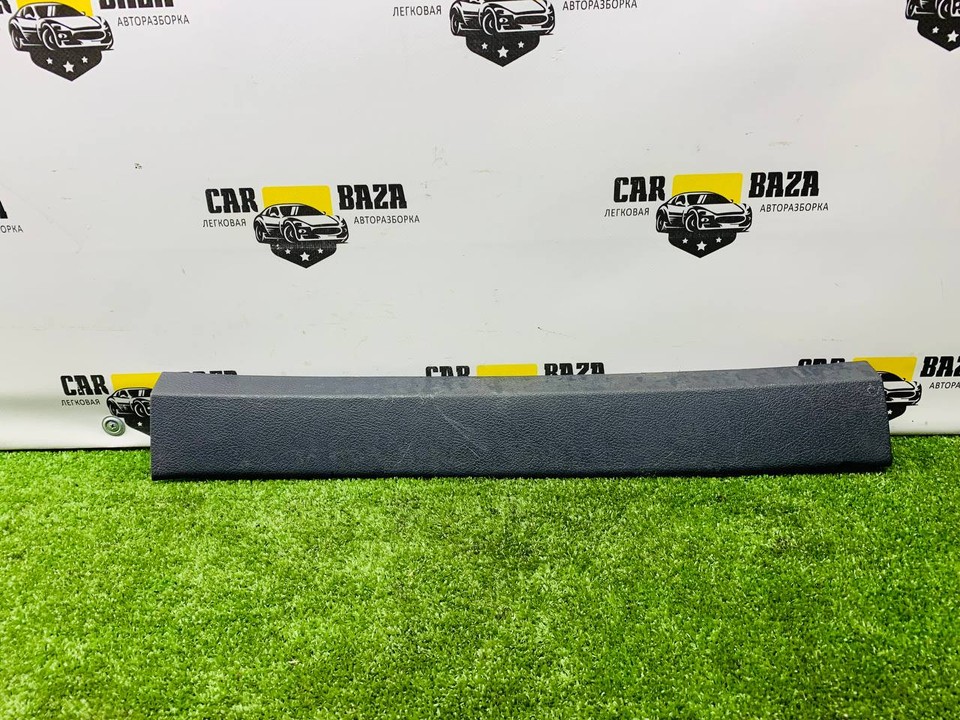  Обшивка стойки задней правой 