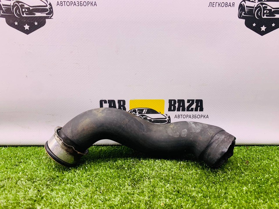  Патрубок радиатора нижний 