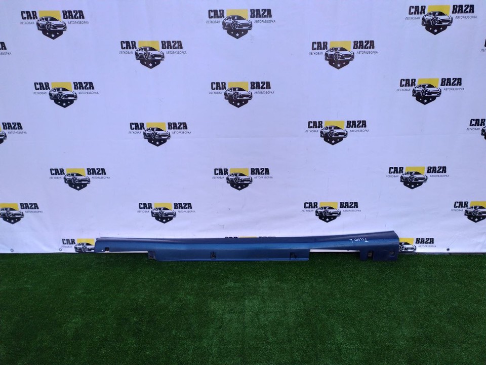  Накладка на порог левая 