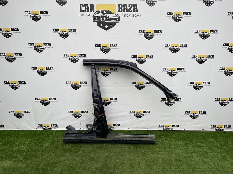  Стойка кузова центральная правая 