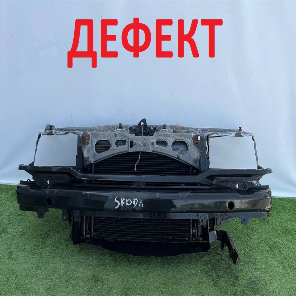  Панель передняя (телевизор) 