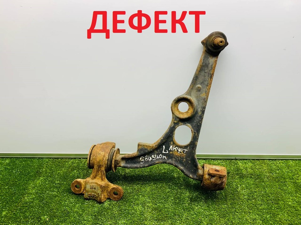  Рычаг подвески передний левый 