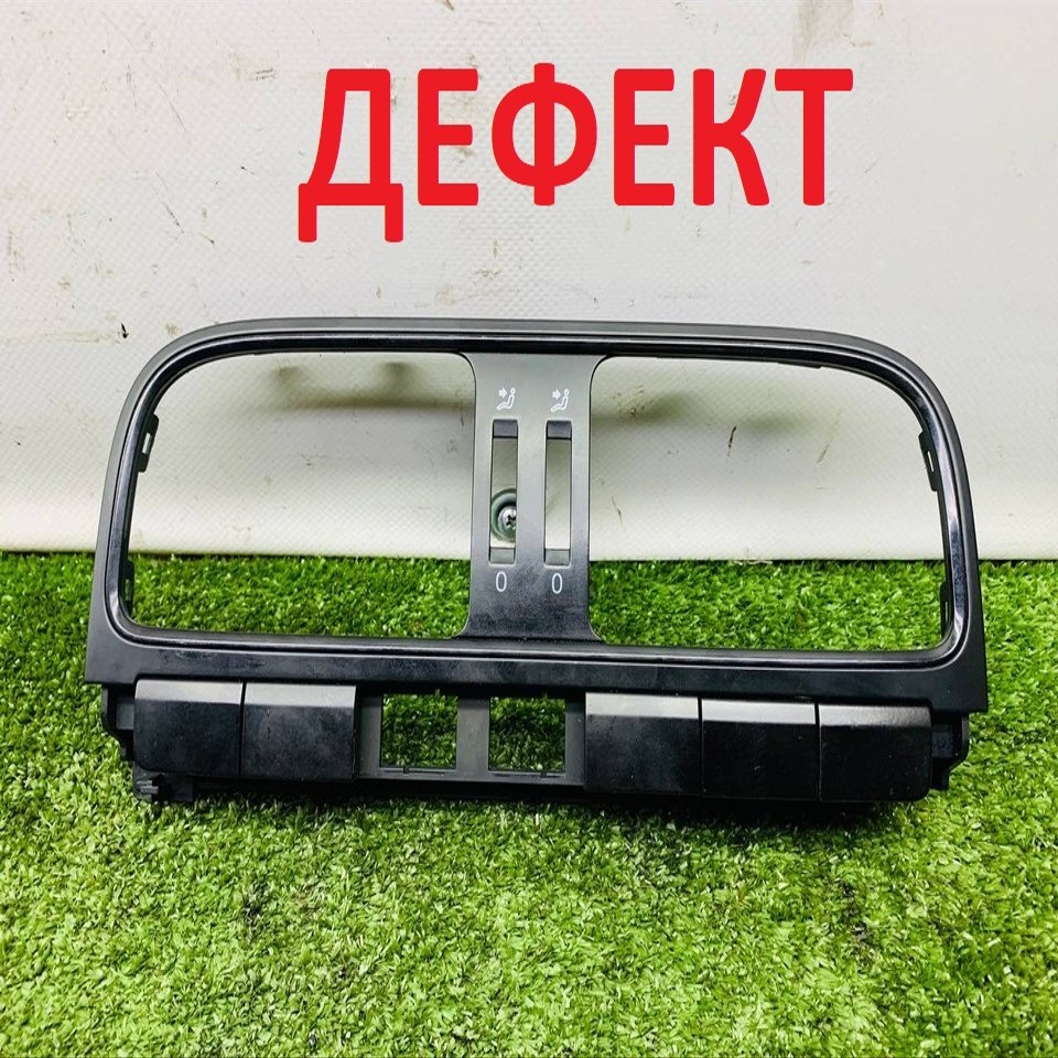  Накладка декоративная центрального дефлектора 