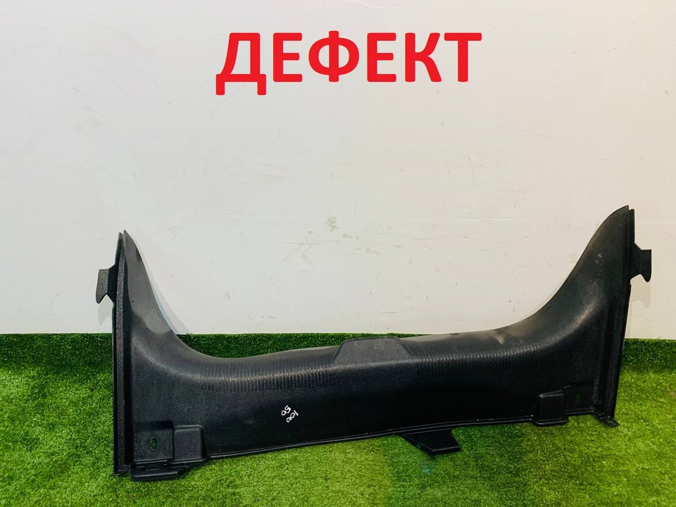  Накладка декоративная замка багажника 