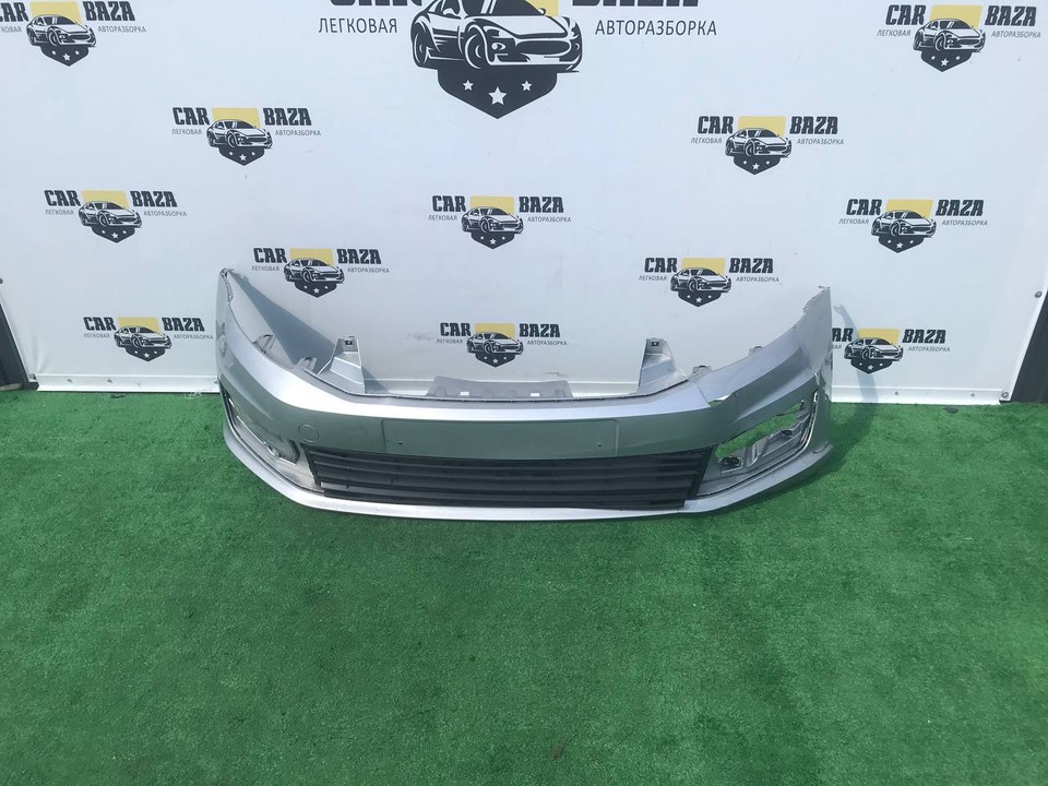  Бампер передний 