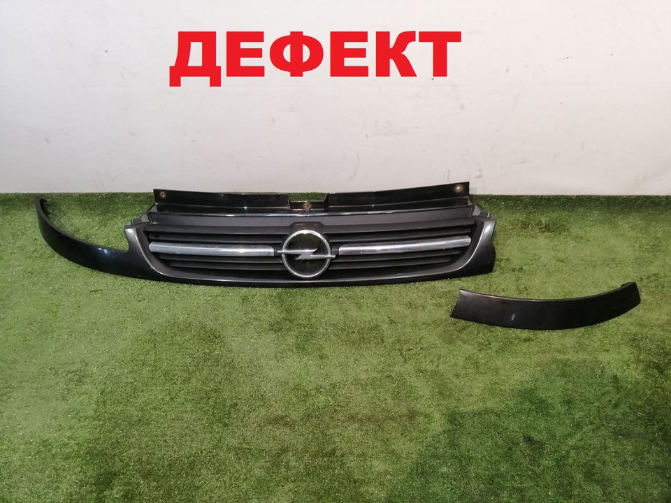  Решетка радиатора 
