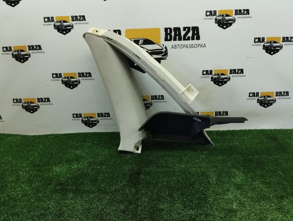  Обшивка стойки задняя правая 
