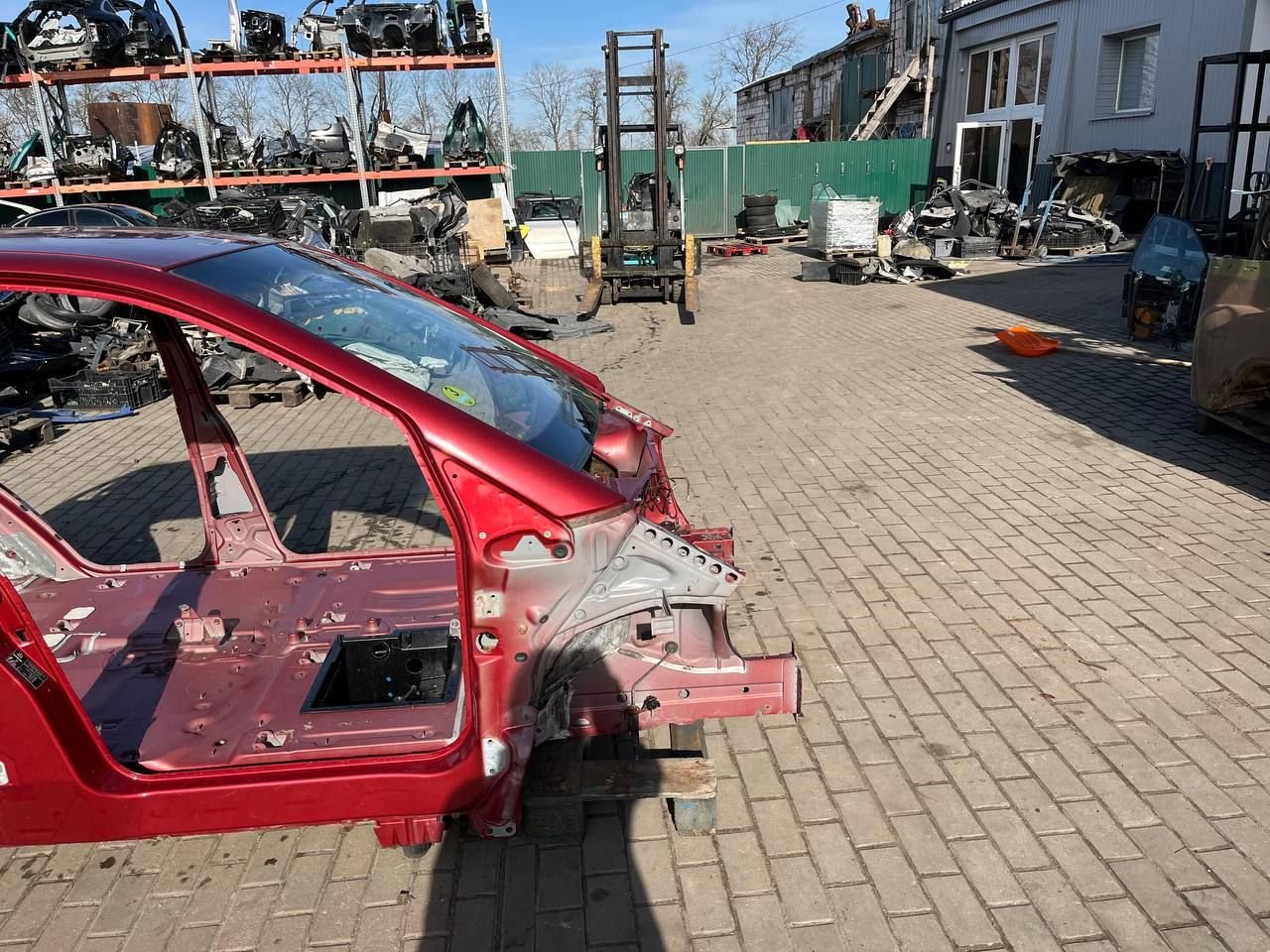 Лонжерон правый