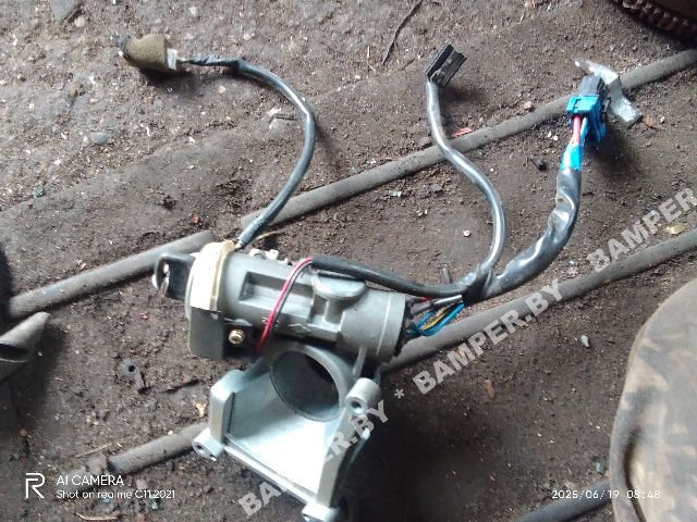 - Замок зажигания Hyundai Santamo 1998г. - Фото 2